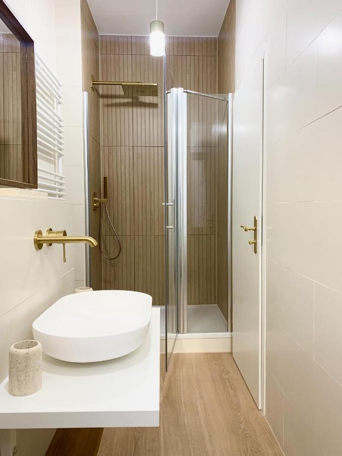 Cosy, Spacious, And Central Berlin Exterior foto