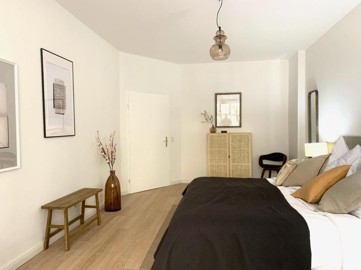Cosy, Spacious, And Central Berlin Exterior foto