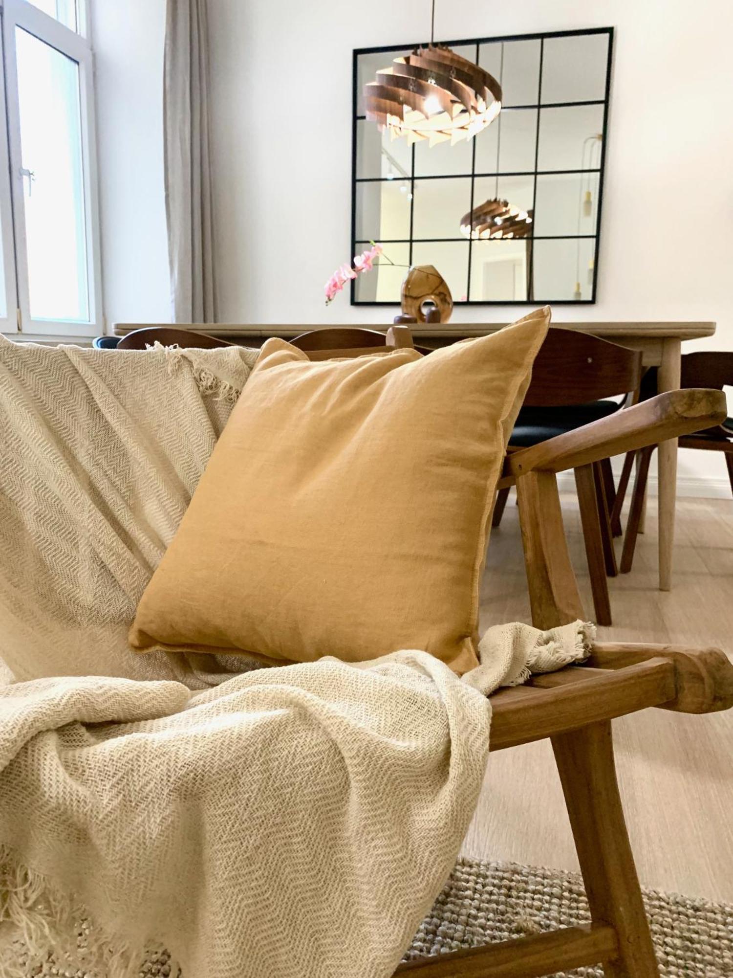 Cosy, Spacious, And Central Berlin Exterior foto